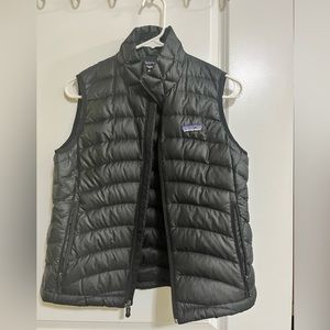 Patagonia down vest- black